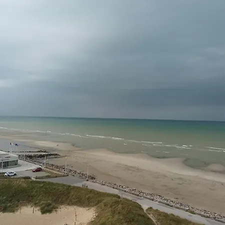 Les Pieds Presque Dans L'eau דירה *