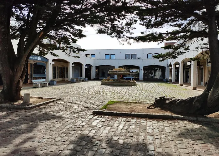 Les Pieds Presque Dans L'eau * Neufchatel-Hardelot