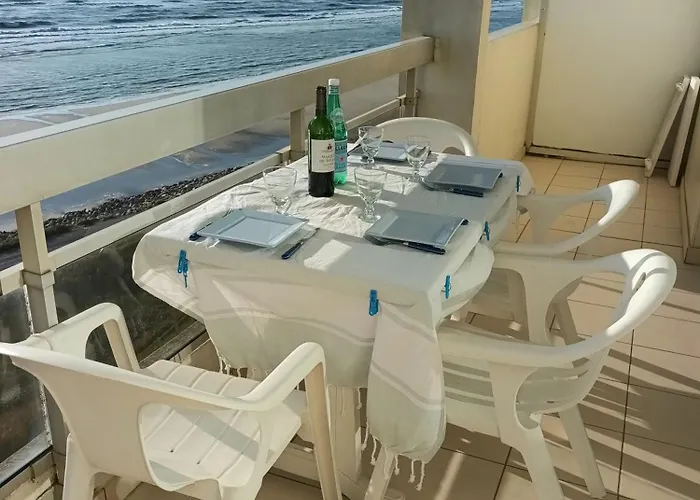 Les Pieds Presque Dans L'eau Neufchatel-Hardelot